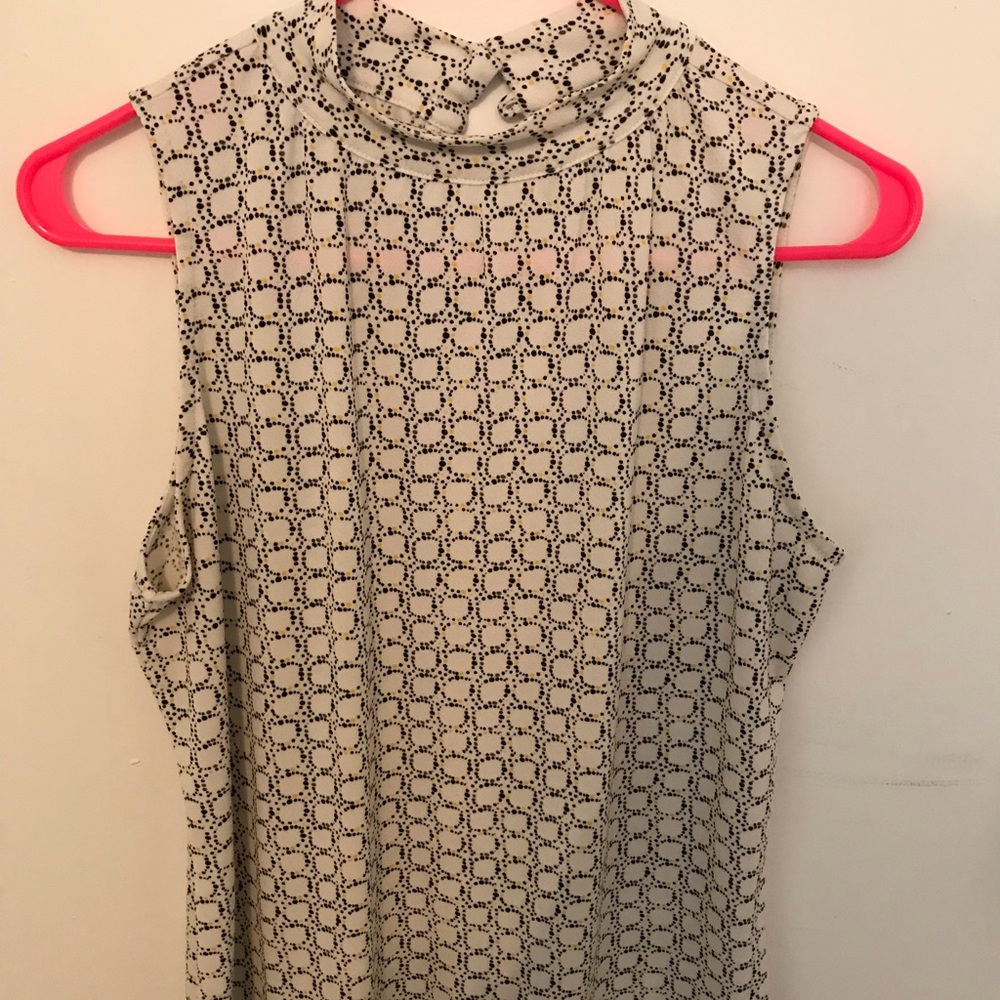 Liz Claiborne Mock Neck Tank Top